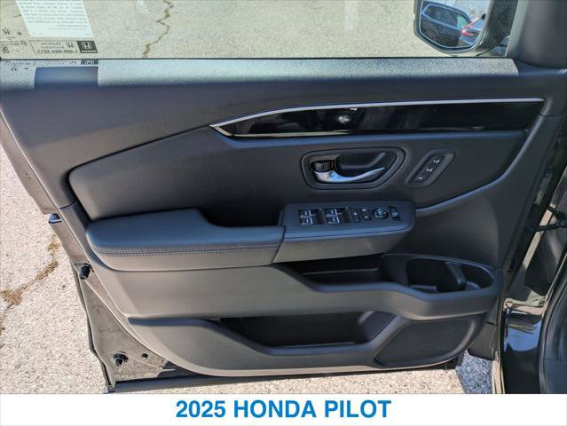 Certified 2025 Honda Pilot EX-L image 12
