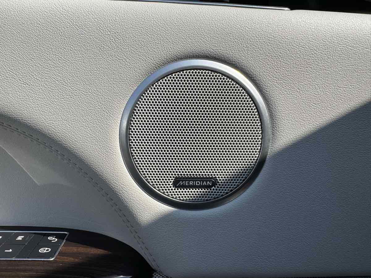 Used 2017 Land Rover Range Rover Supercharged image 29