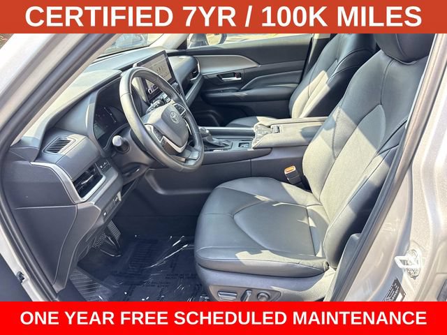 Used 2025 Toyota Grand Highlander FWD image 14