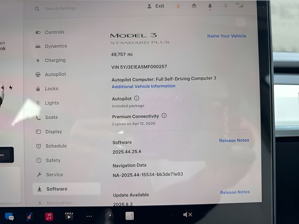 Used 2021 Tesla Model 3 Standard Range Plus image 23