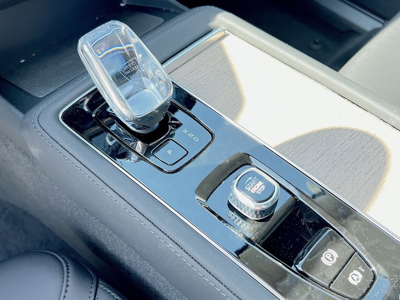 New 2026 Volvo XC90 B6 Plus w/ Protection Package Premier image 22