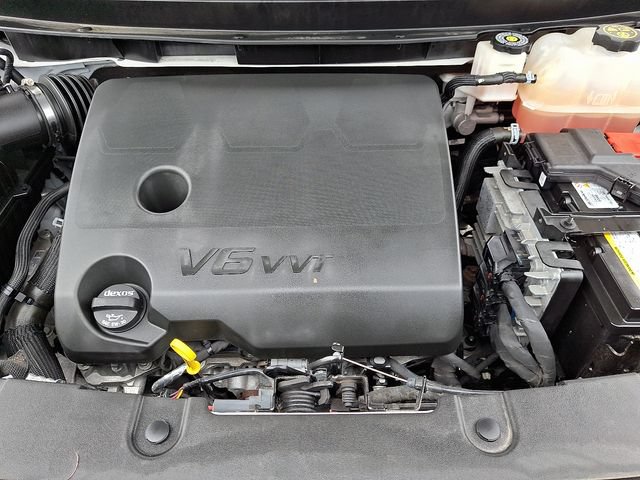 Used 2023 Chevrolet Traverse LT FWD image 29