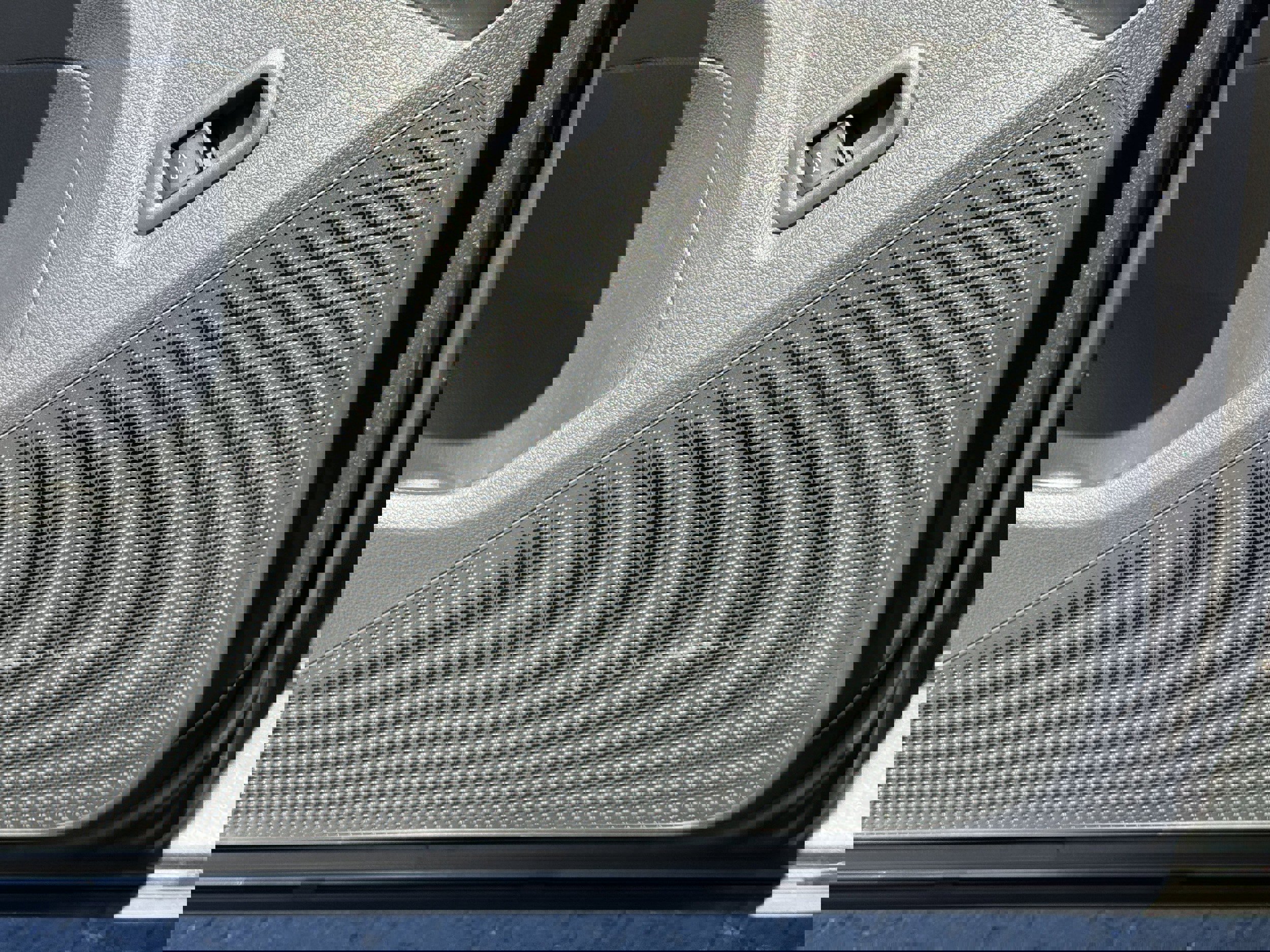 New 2025 Volkswagen Tiguan SE image 16