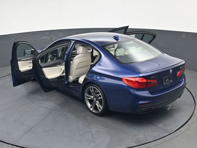 Used 2020 BMW M550i xDrive w/ Premium Package AWD/4WD image 40