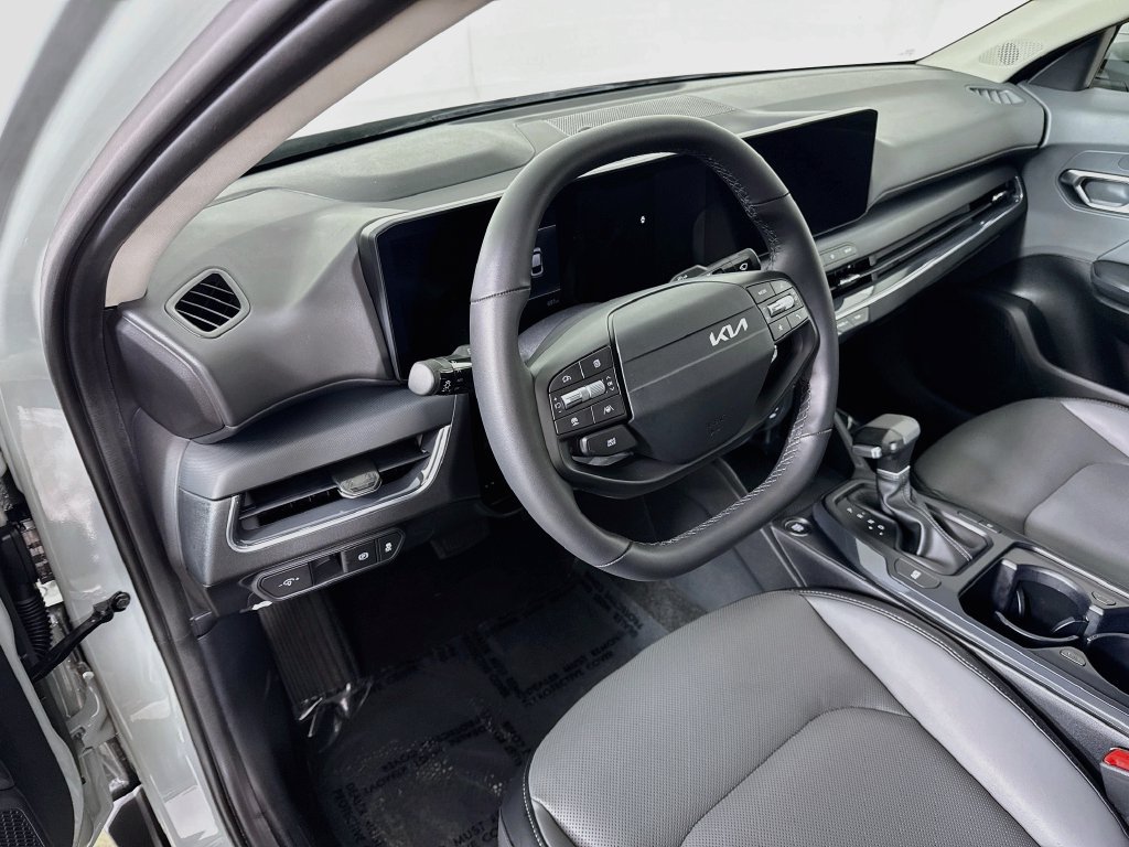 Used 2026 Kia K4 EX FWD image 11