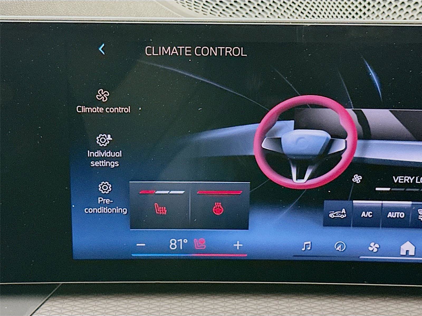 New 2026 BMW 330i xDrive Sedan w/ M Sport Package image 20