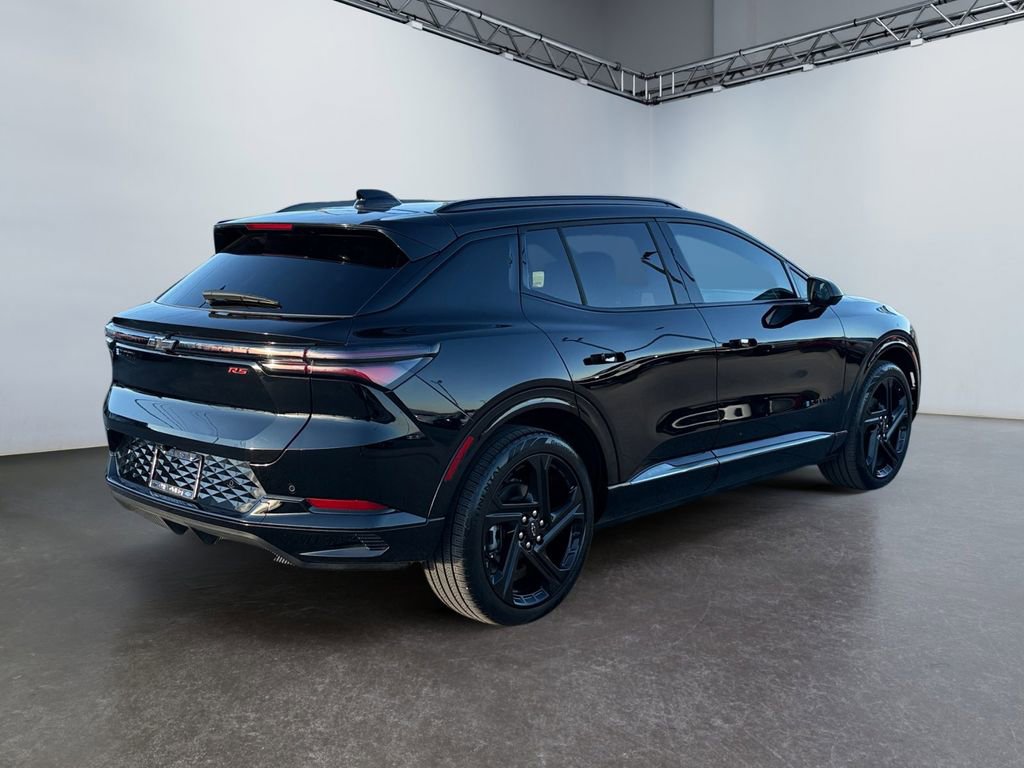 Certified 2025 Chevrolet Equinox EV RS image 3