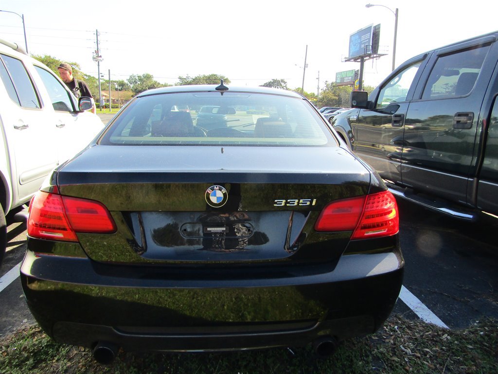Used 2012 BMW 335i xDrive Coupe image 3