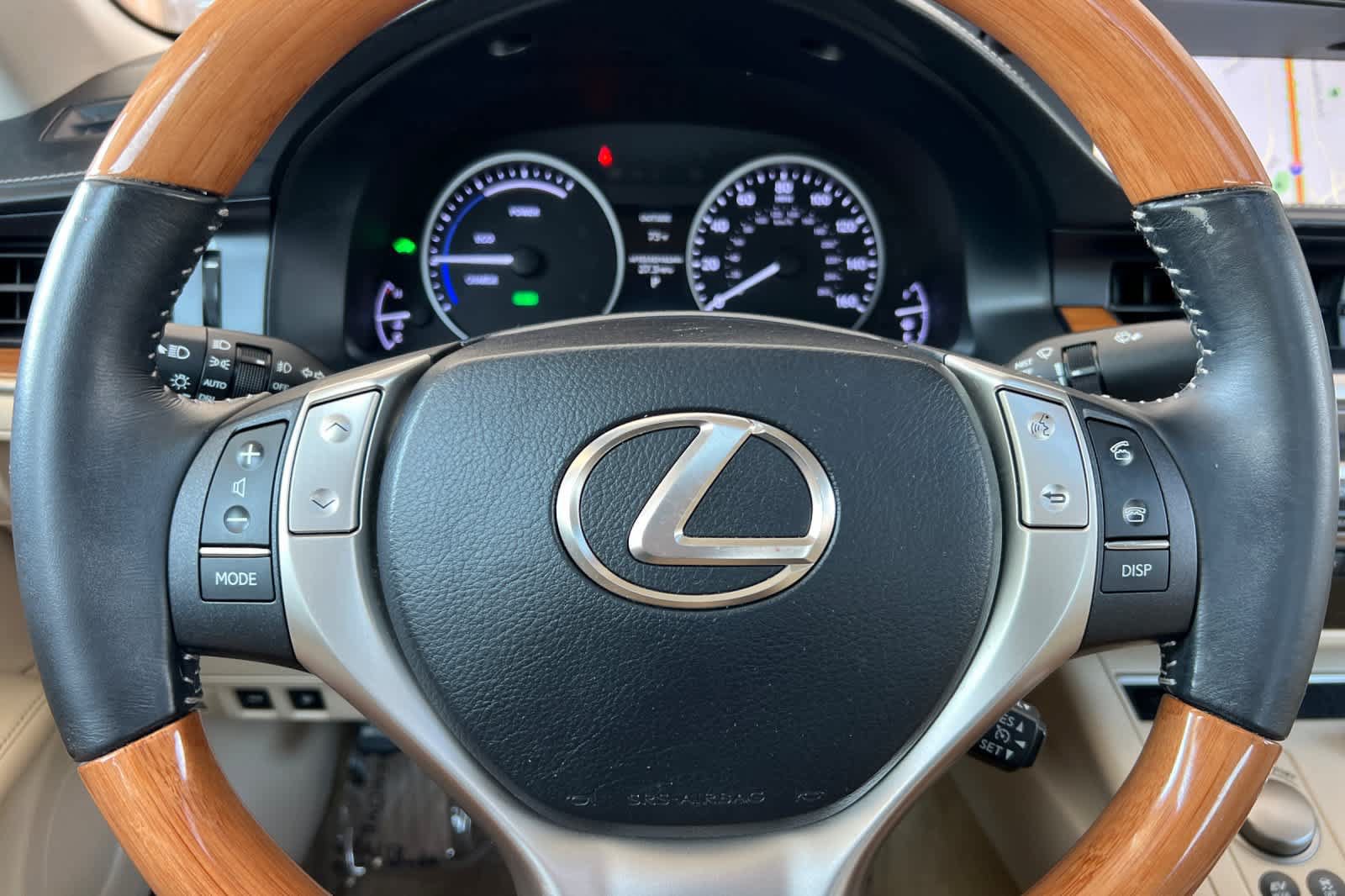Used 2014 Lexus ES 300h w/ Premium Package w/Bamboo Trim FWD image 25