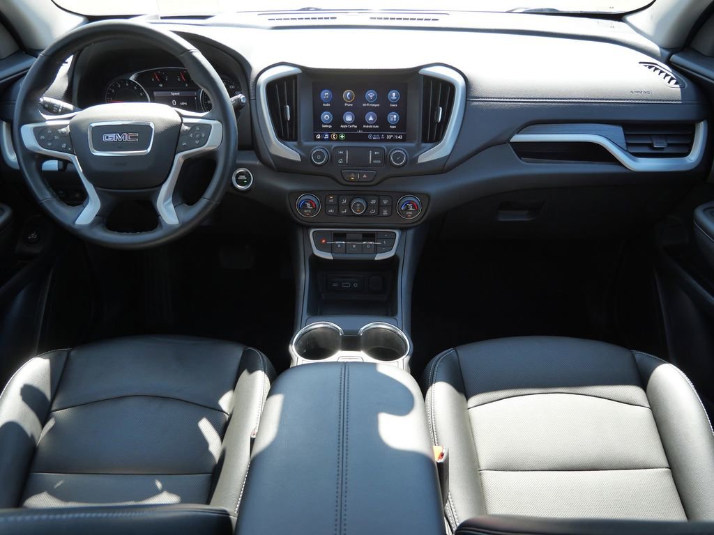 Used 2023 GMC Terrain SLT w/ Tech Package image 32
