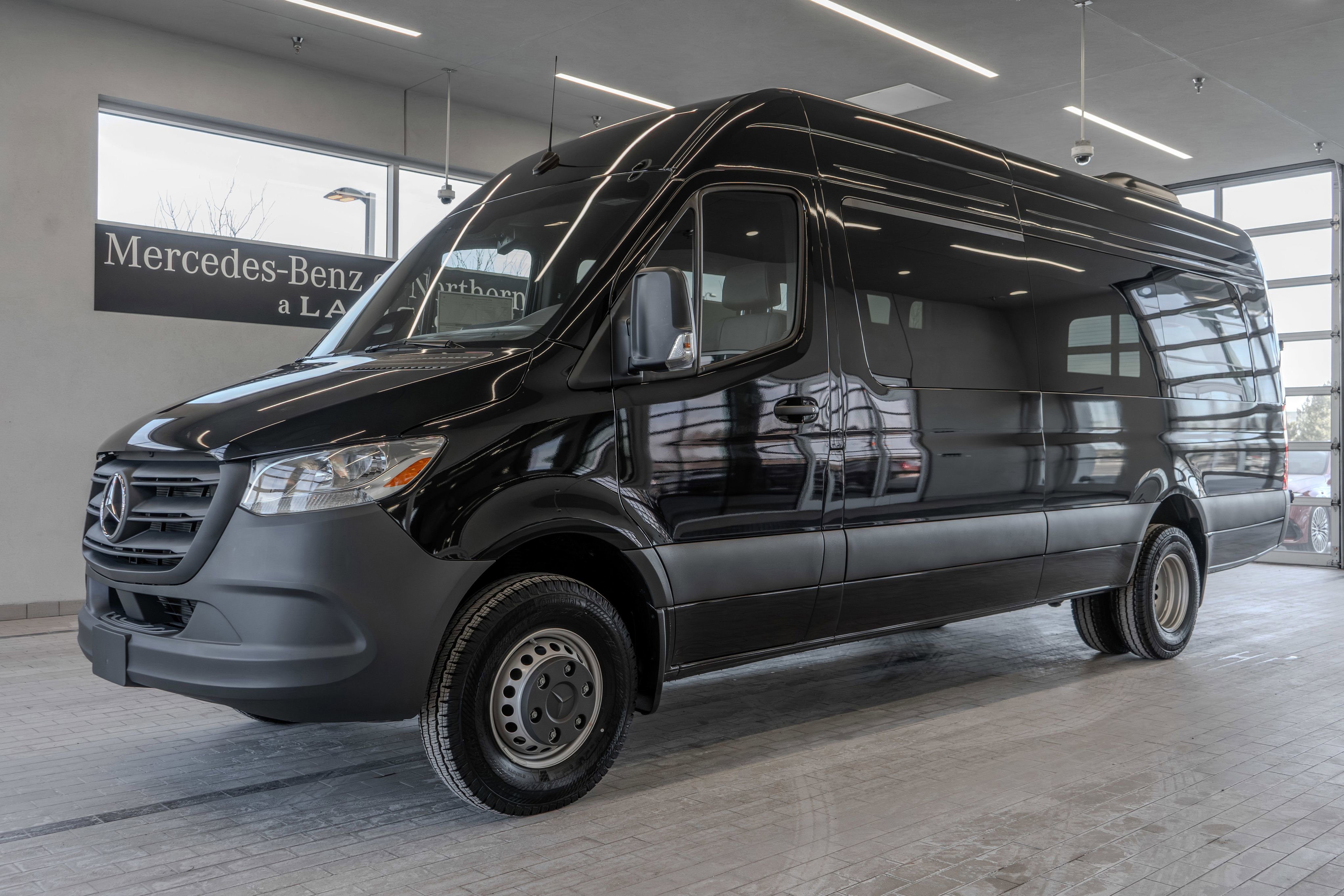 New 2025 Mercedes-Benz Sprinter 4500 image 3