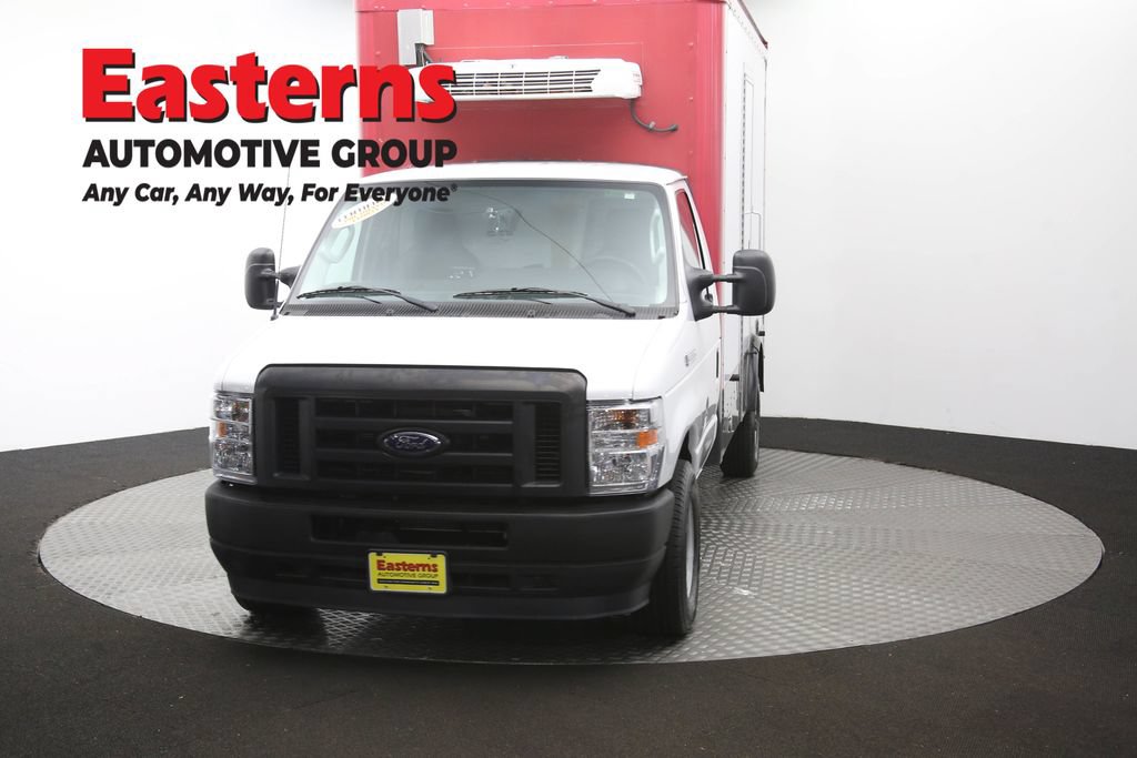 Used 2023 Ford E-350 and Econoline 350 Super Duty w/ Power Windows & Locks Group RWD image 52