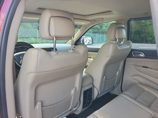 Used 2015 Jeep Grand Cherokee Limited w/ Trailer Tow Group IV AWD/4WD image 27