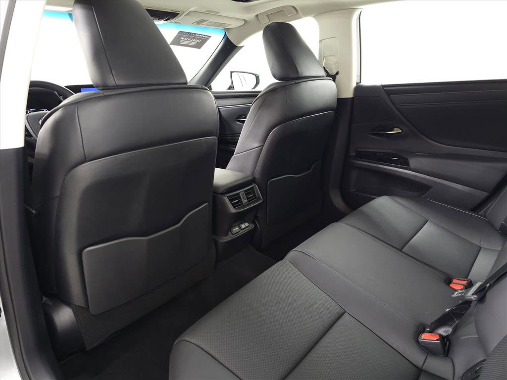 Certified 2024 Lexus ES 350 w/ Premium Package image 30