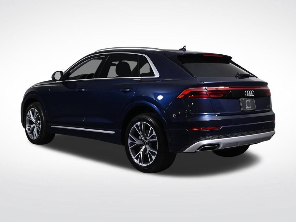 Used 2025 Audi Q8 Premium w/ Convenience Package AWD/4WD image 3