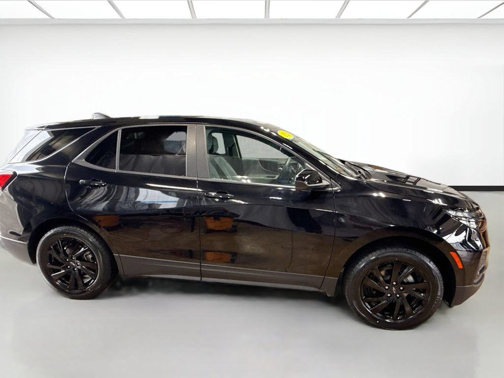 Used 2024 Chevrolet Equinox LS w/ LS Convenience Package AWD/4WD image 4
