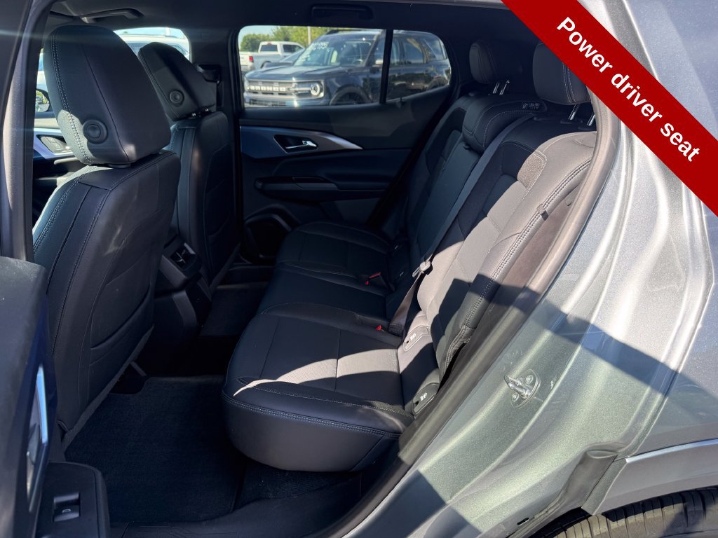 Used 2024 Chevrolet Equinox EV LT FWD image 34