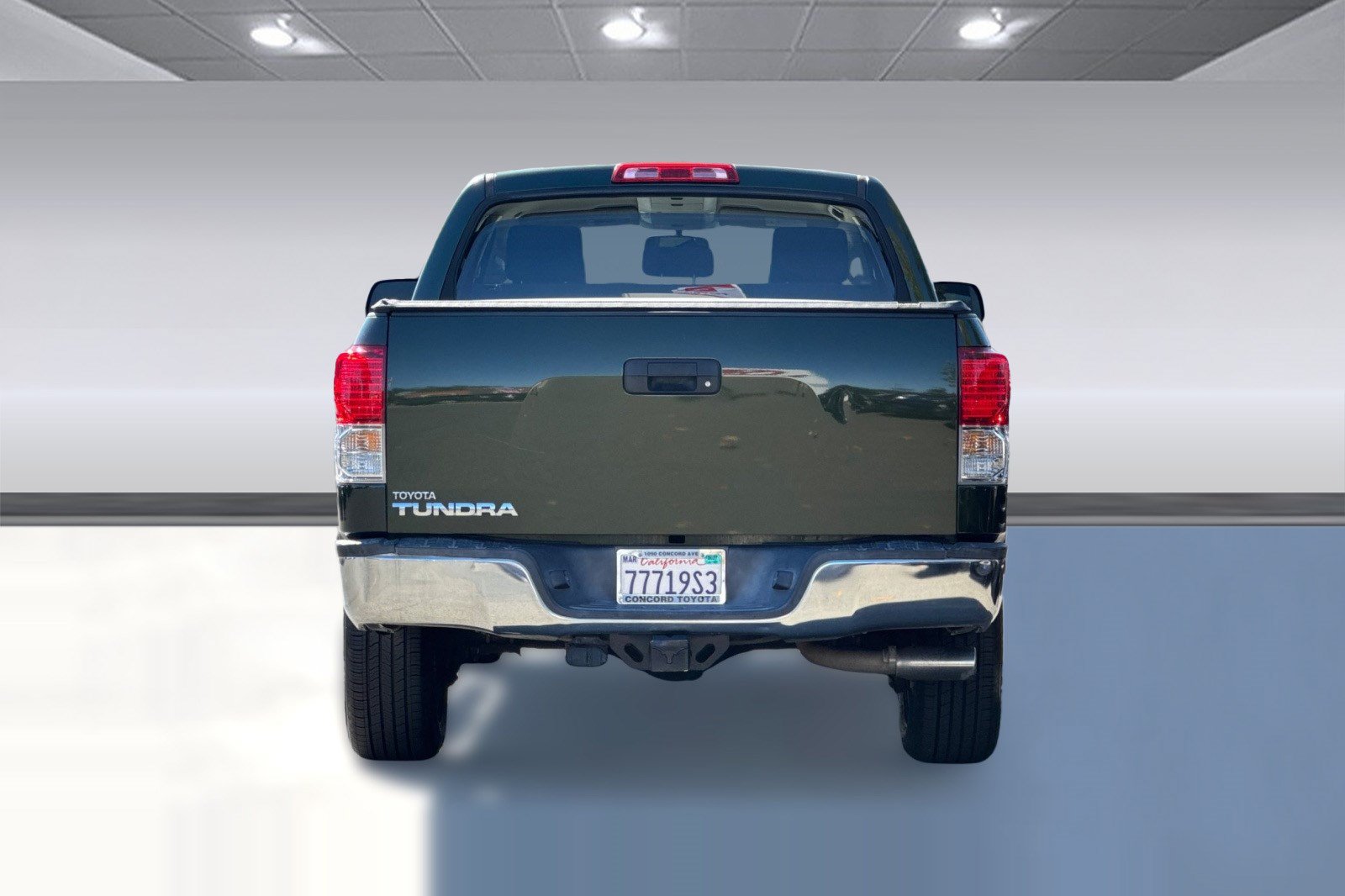Used 2013 Toyota Tundra 2WD CrewMax w/ Tow Pkg image 10