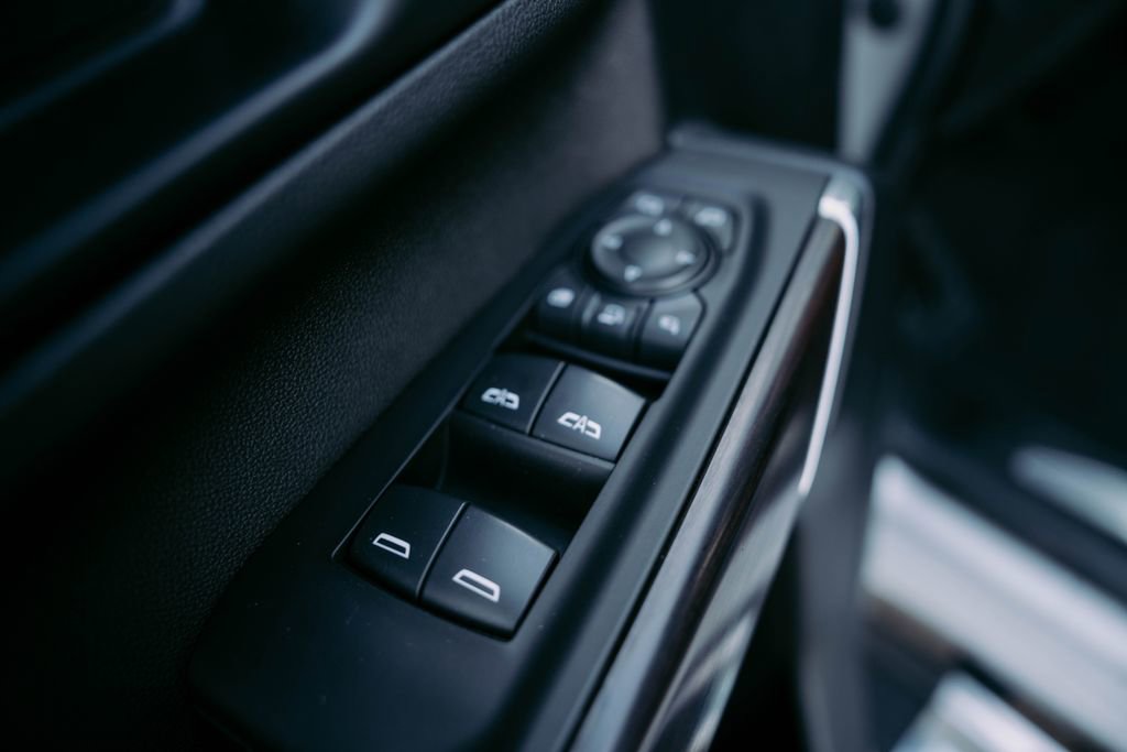 Used 2021 GMC Sierra 2500 SLT w/ SLT Convenience Package image 20