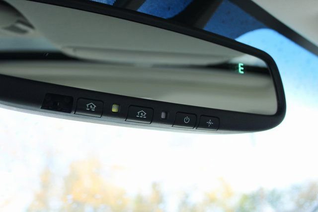 Used 2006 Hyundai Azera Limited image 27