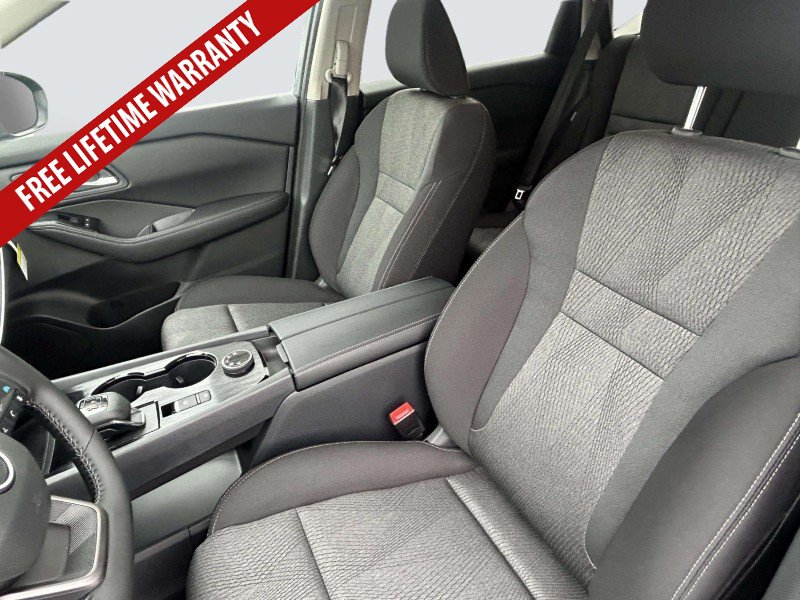 New 2026 Nissan Rogue SV AWD/4WD image 19