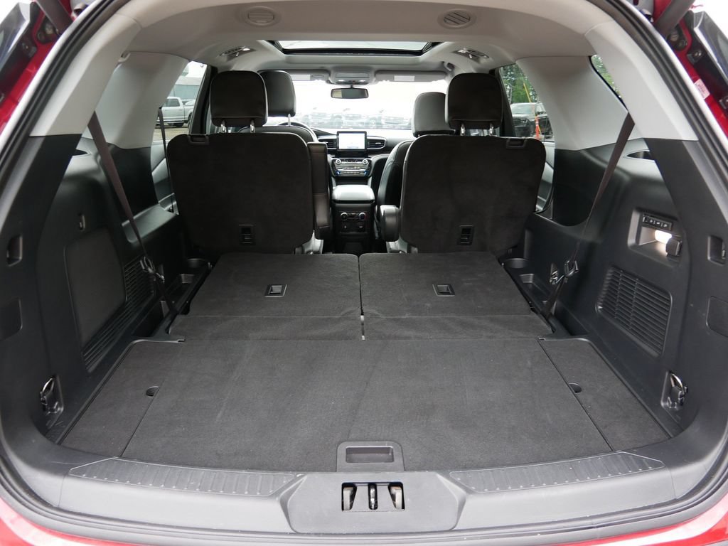 Certified 2023 Ford Explorer Limited w/ Class IV Trailer Tow Package AWD/4WD image 10