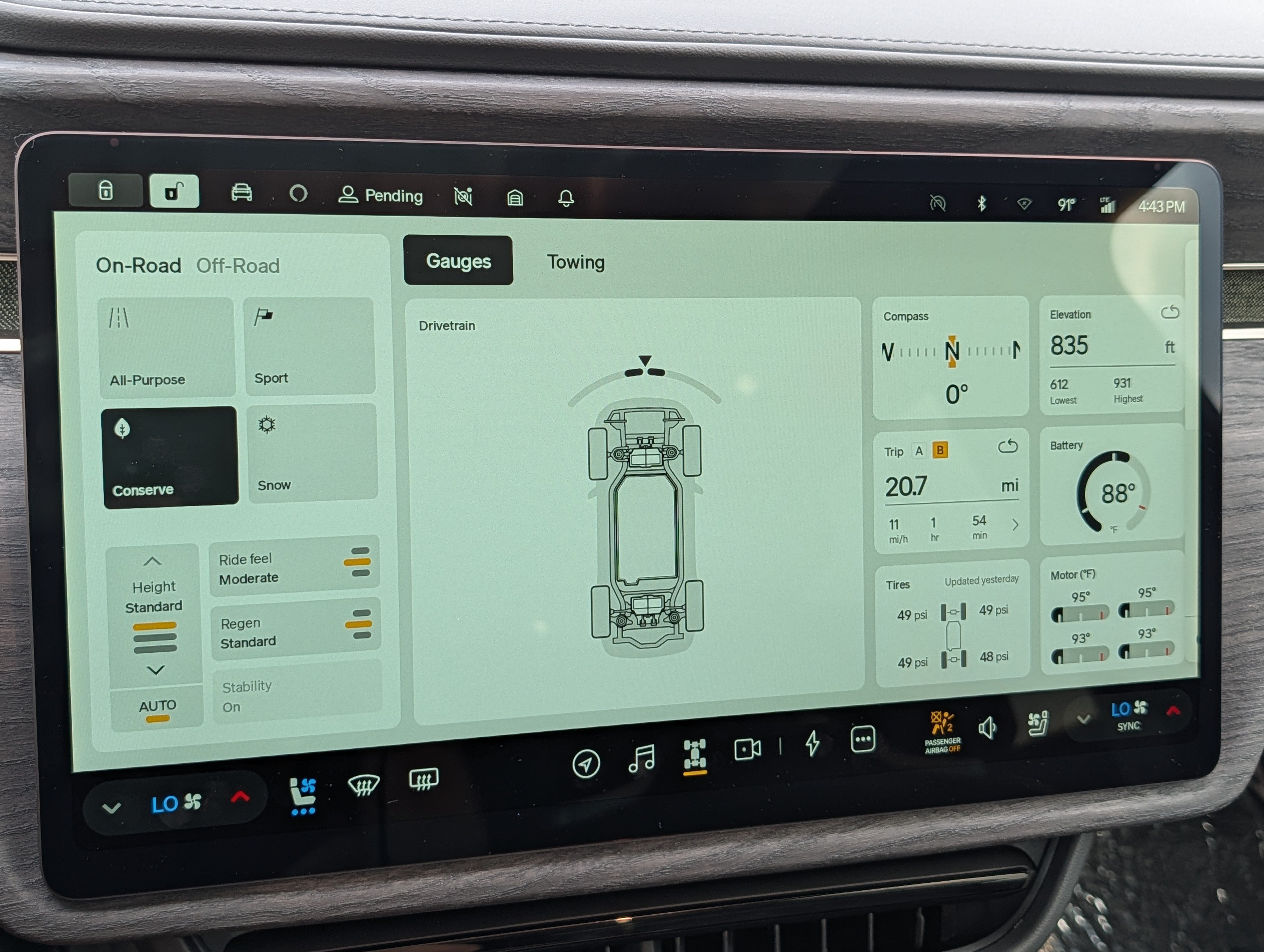 Used 2023 Rivian R1S Adventure Quad AWD/4WD image 29