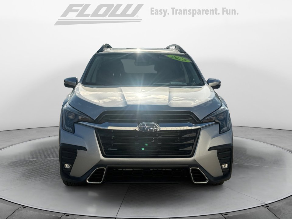 Used 2023 Subaru Ascent Touring image 3