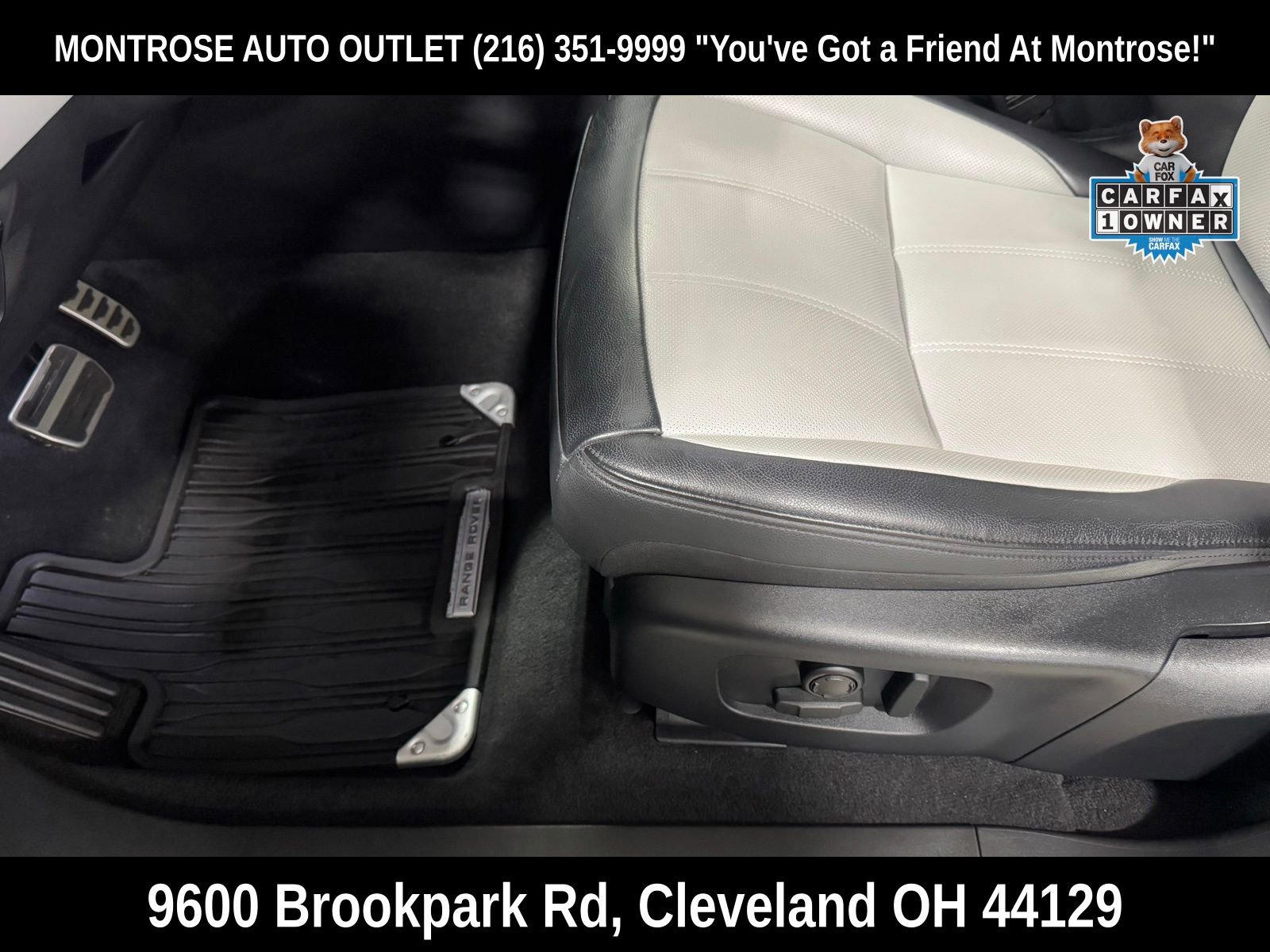 Used 2023 Land Rover Range Rover Evoque R-Dynamic SE image 15