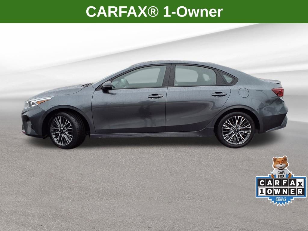 Used 2023 Kia Forte GT-Line w/ GT-Line Premium Package image 2