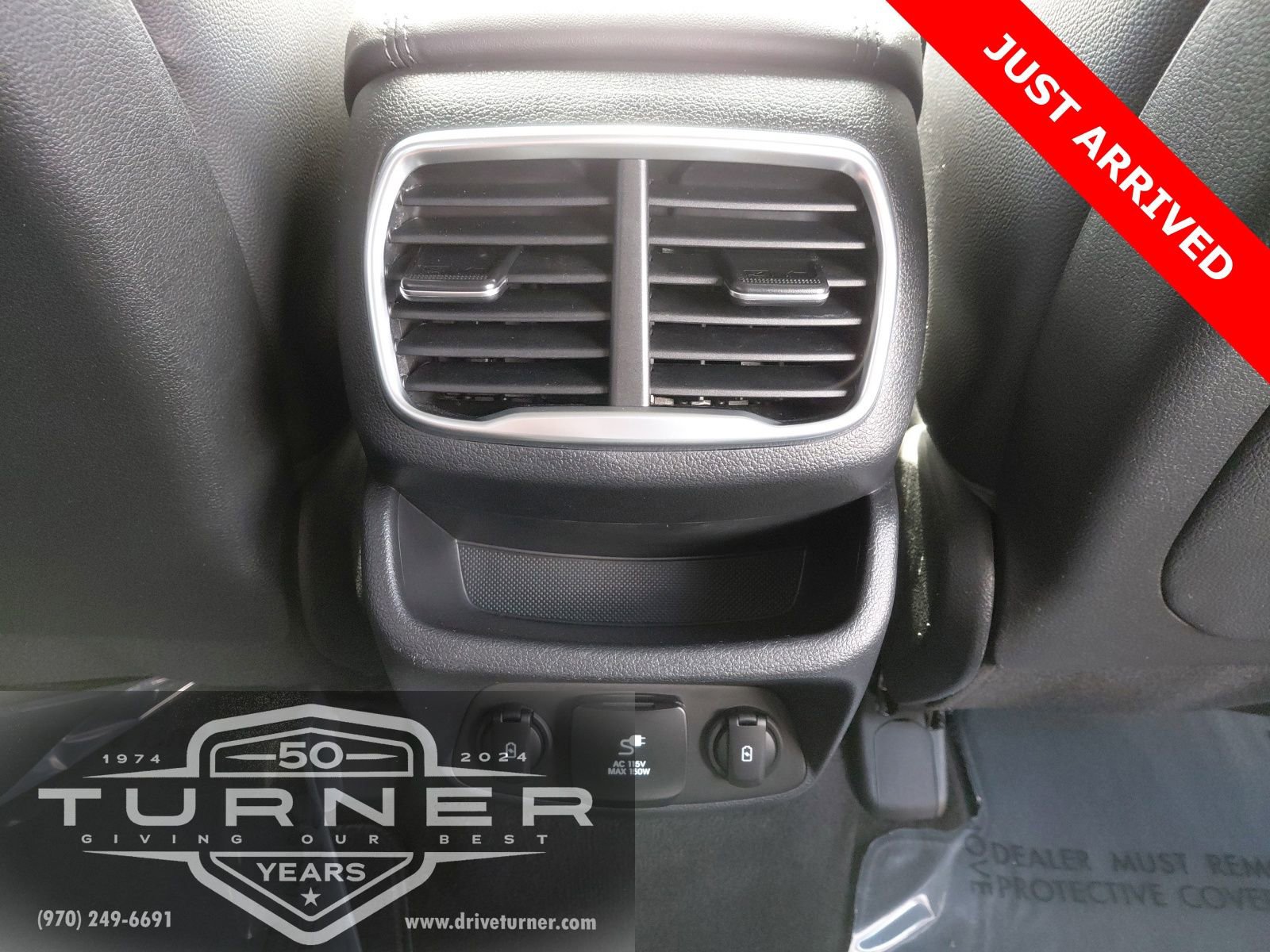 Used 2020 Hyundai Santa Fe Limited w/ Cargo Package image 29