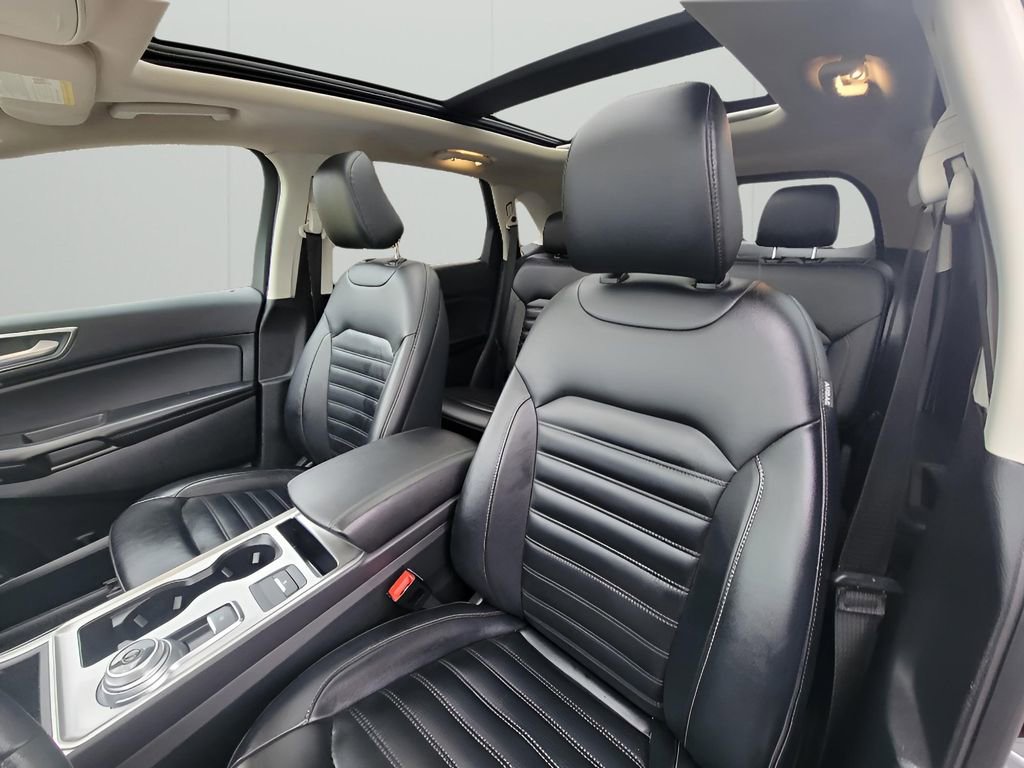 Used 2023 Ford Edge SEL w/ Convenience Package image 13