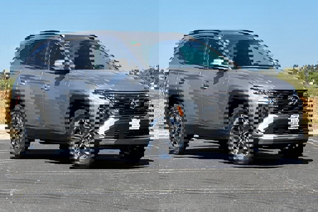 Used 2025 Hyundai Tucson SEL image 2