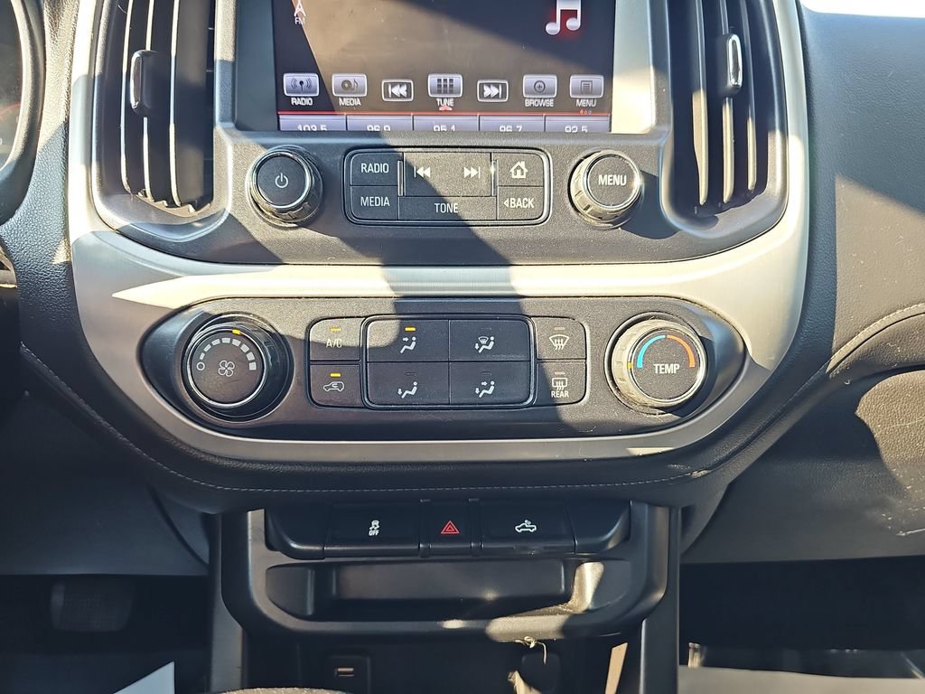 Used 2016 GMC Canyon SLE RWD image 23