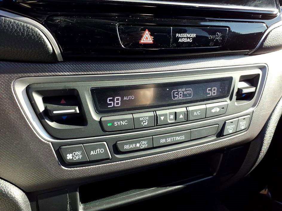 Used 2024 Honda Ridgeline Sport image 25