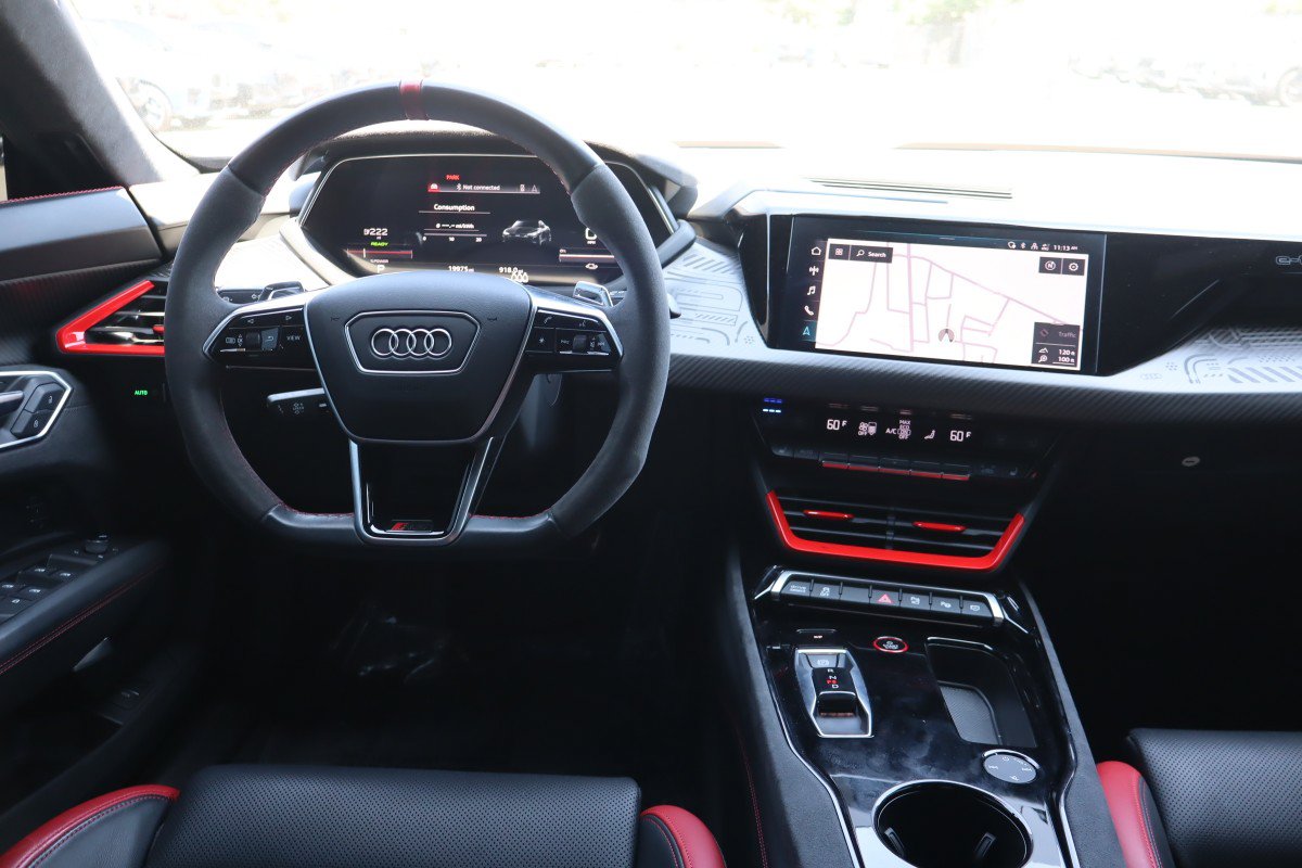 Used 2023 Audi RS e-tron GT AWD/4WD image 17
