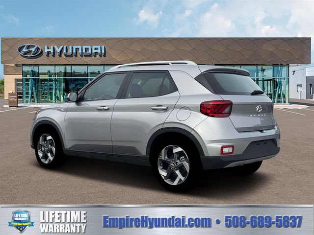 New 2026 Hyundai Venue SEL FWD image 4