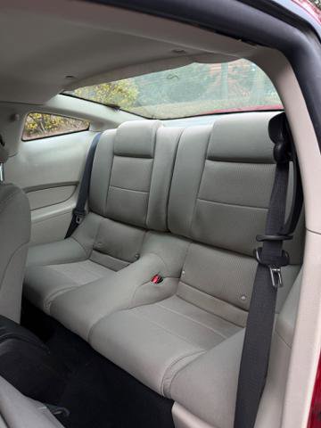 Used 2010 Ford Mustang Coupe image 11