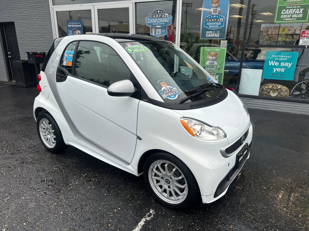 Used 2013 smart fortwo passion image 3