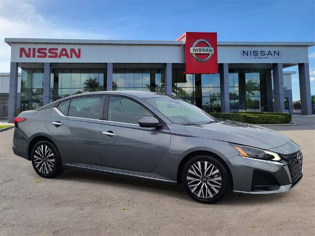 Certified 2023 Nissan Altima 2.5 SV image 2