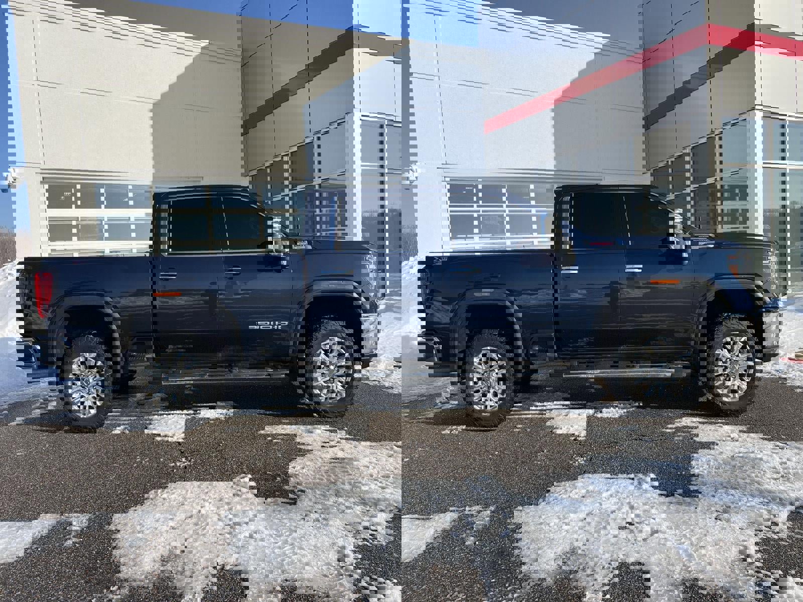 Used 2020 GMC Sierra 3500 SLT w/ SLT Convenience Package image 21