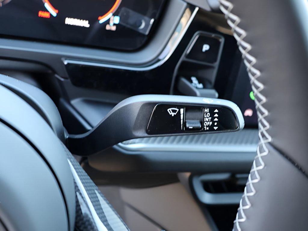 New 2026 Porsche Cayenne Turbo GT AWD/4WD image 34