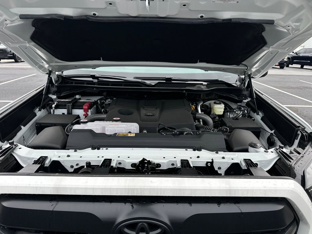 New 2026 Toyota Tundra SR5 AWD/4WD image 10