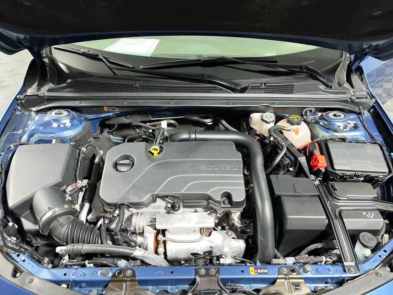 Used 2024 Chevrolet Malibu LT FWD image 12