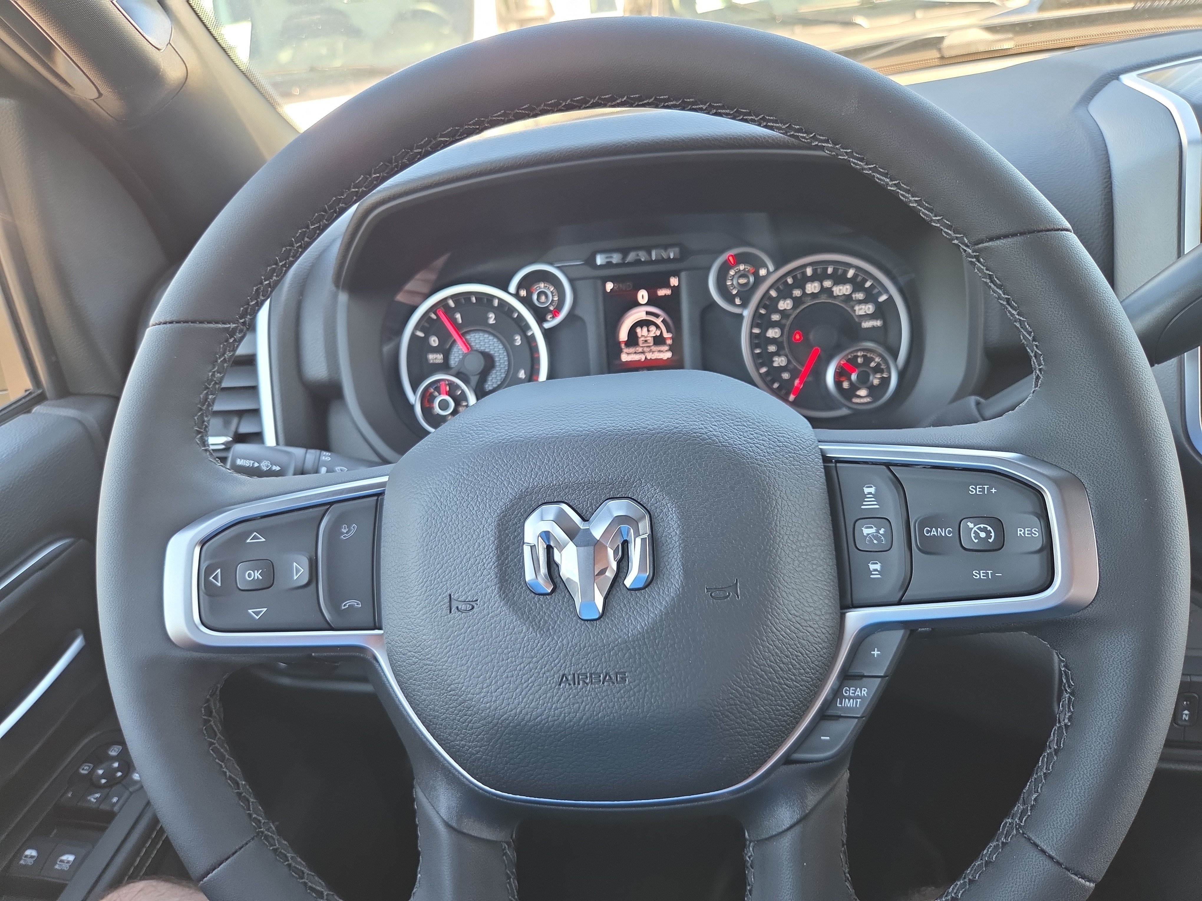 New 2027 RAM 2500 Big Horn AWD/4WD image 9