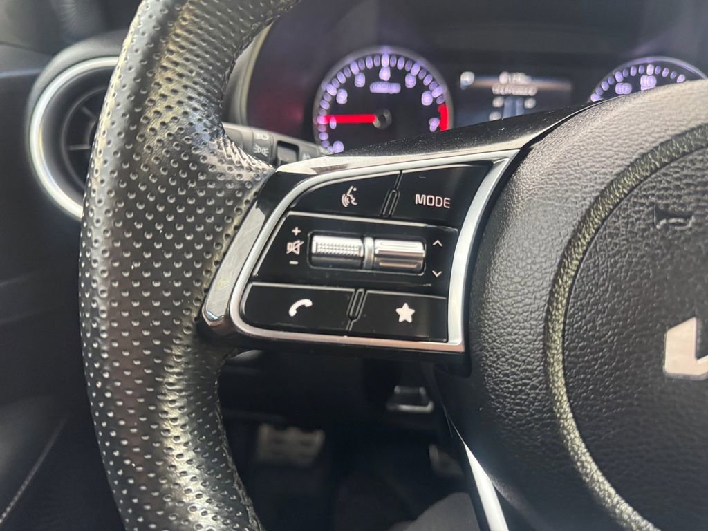 Used 2022 Kia Forte GT-Line image 22