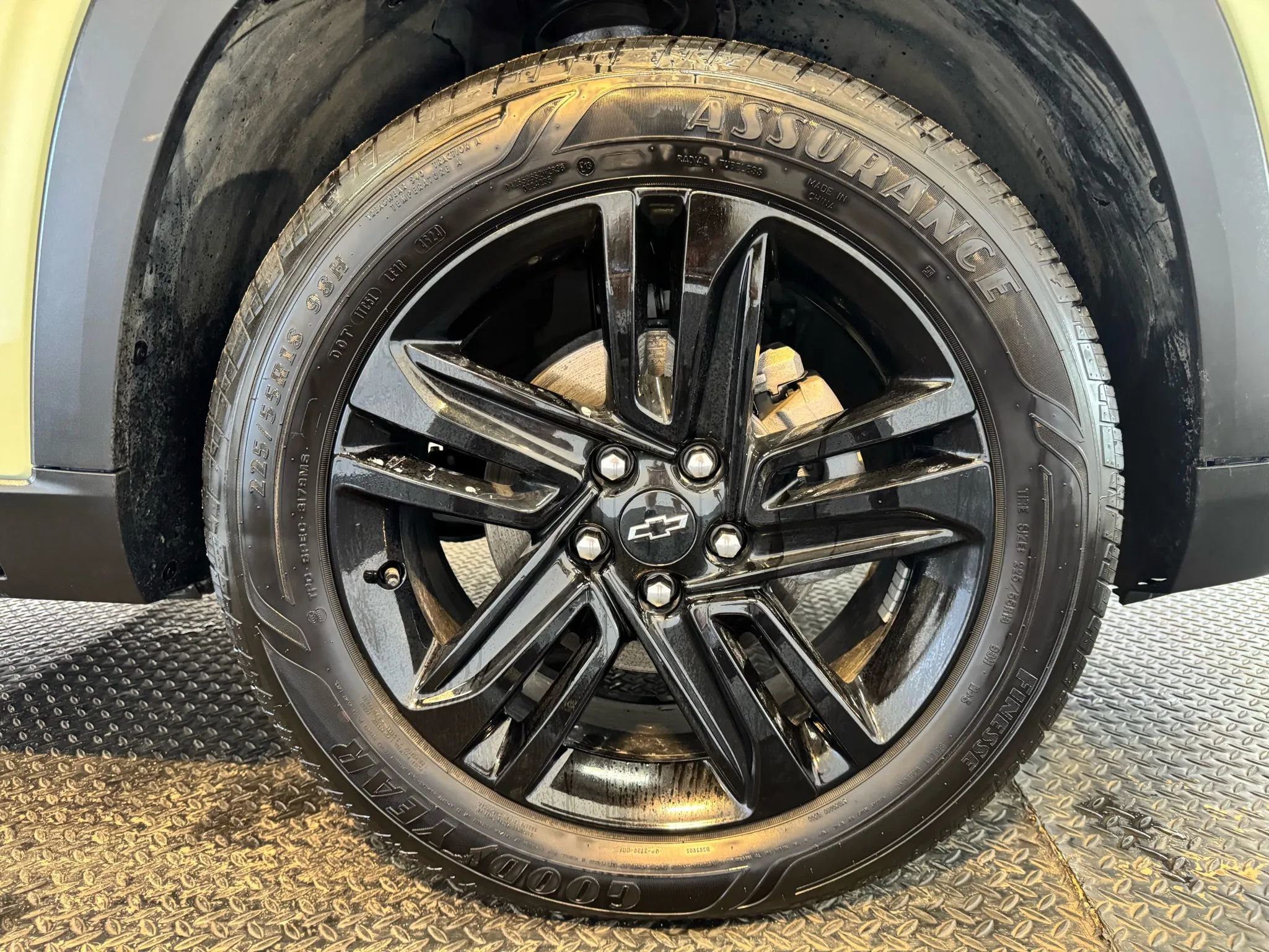 Used 2025 Chevrolet Trax ACTIV w/ Driver Confidence Package image 37