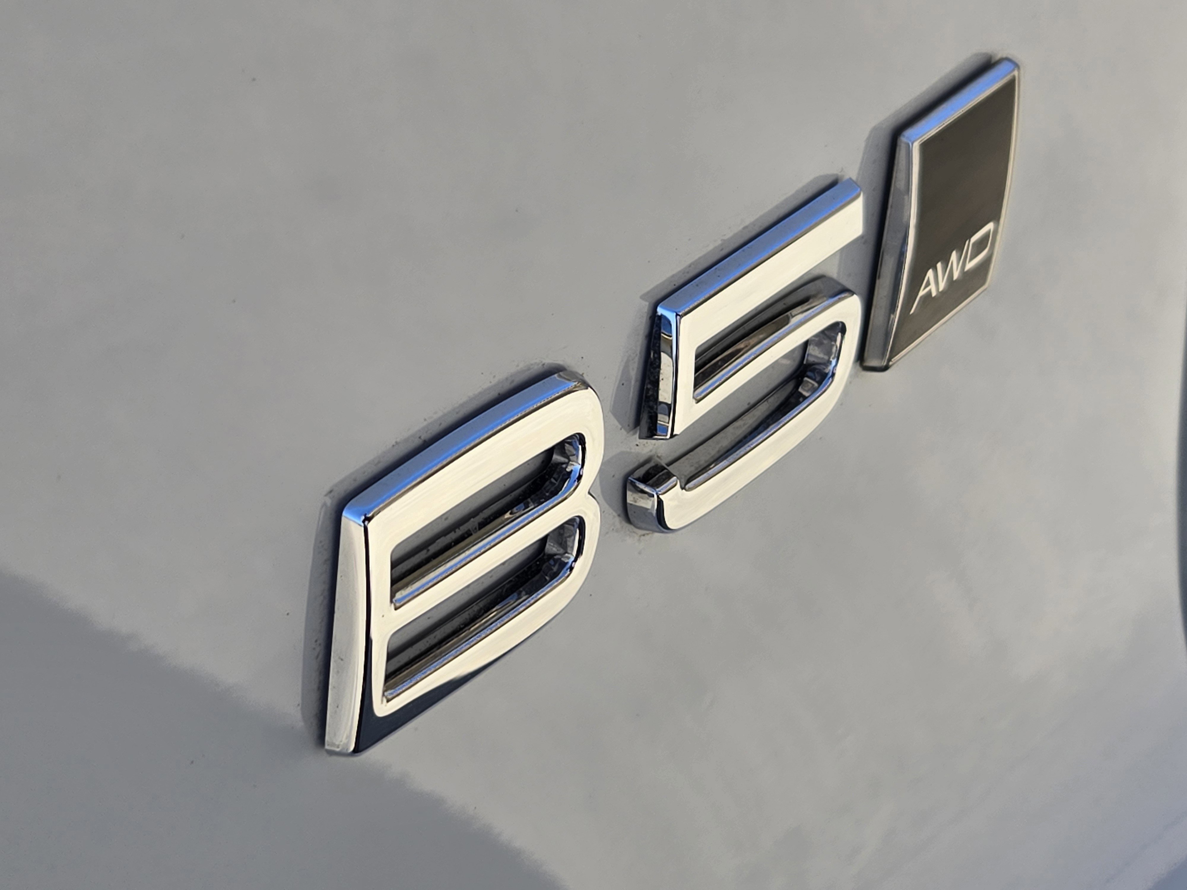 Used 2026 Volvo XC40 B5 Plus w/ Protection Package Premier image 31