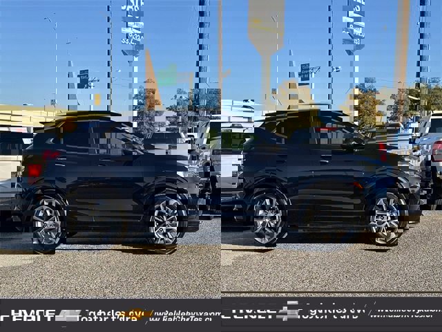 Used 2020 Buick Encore GX Select w/ Experience Buick Package image 3