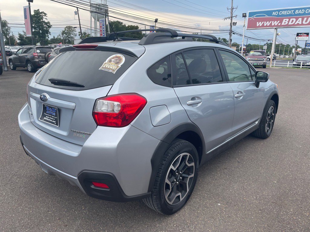 Used 2016 Subaru Crosstrek 2.0i Premium AWD/4WD image 3